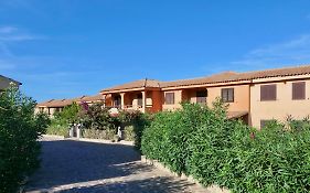 Residence A Golfo Di Marinella A 450 Mt Dal Mare